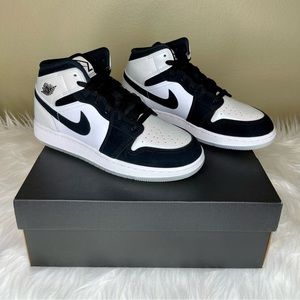 Air Jordan 1 Mid SE